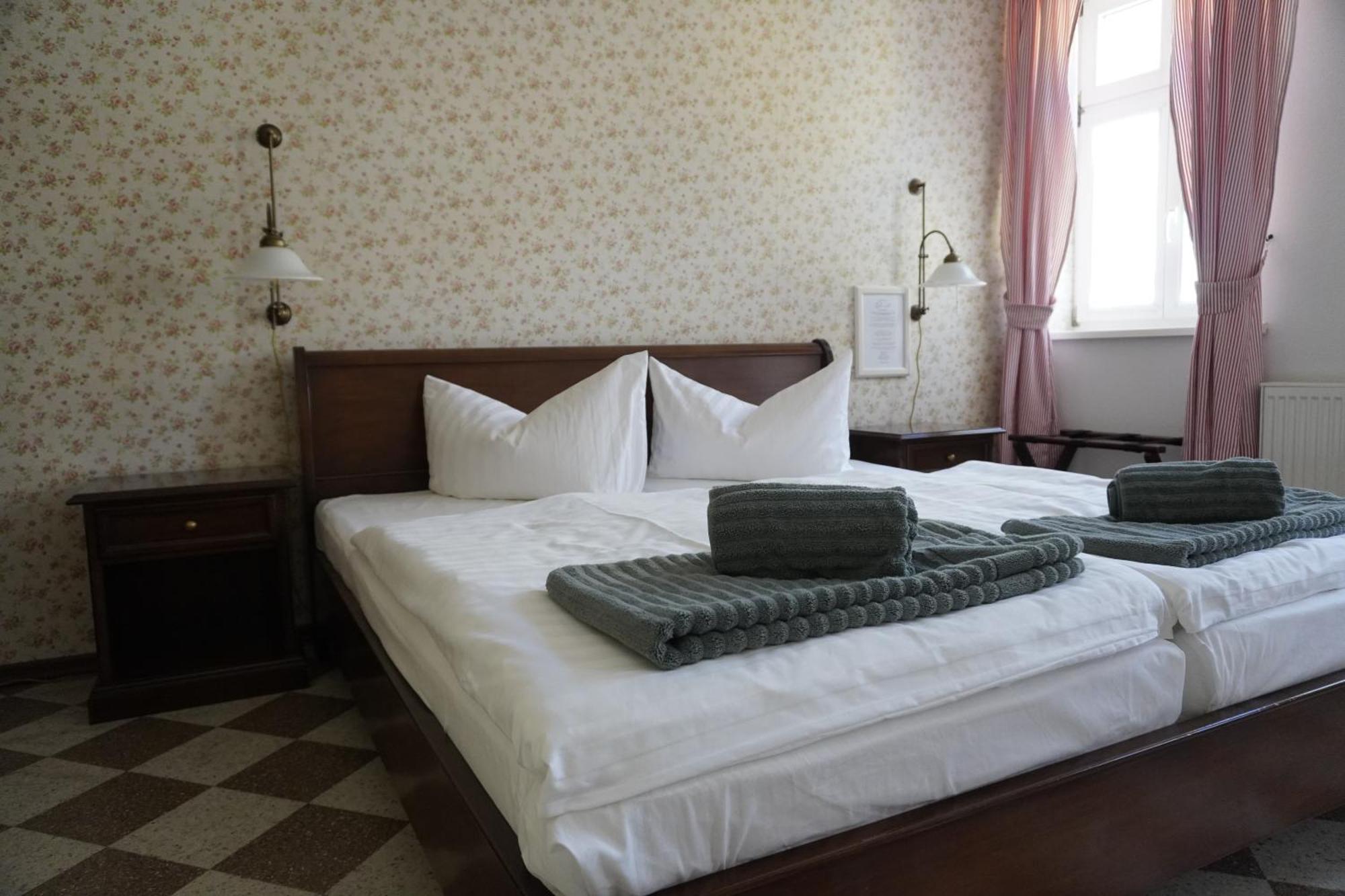 Hotel Garni Zur Post Wernigerode Esterno foto