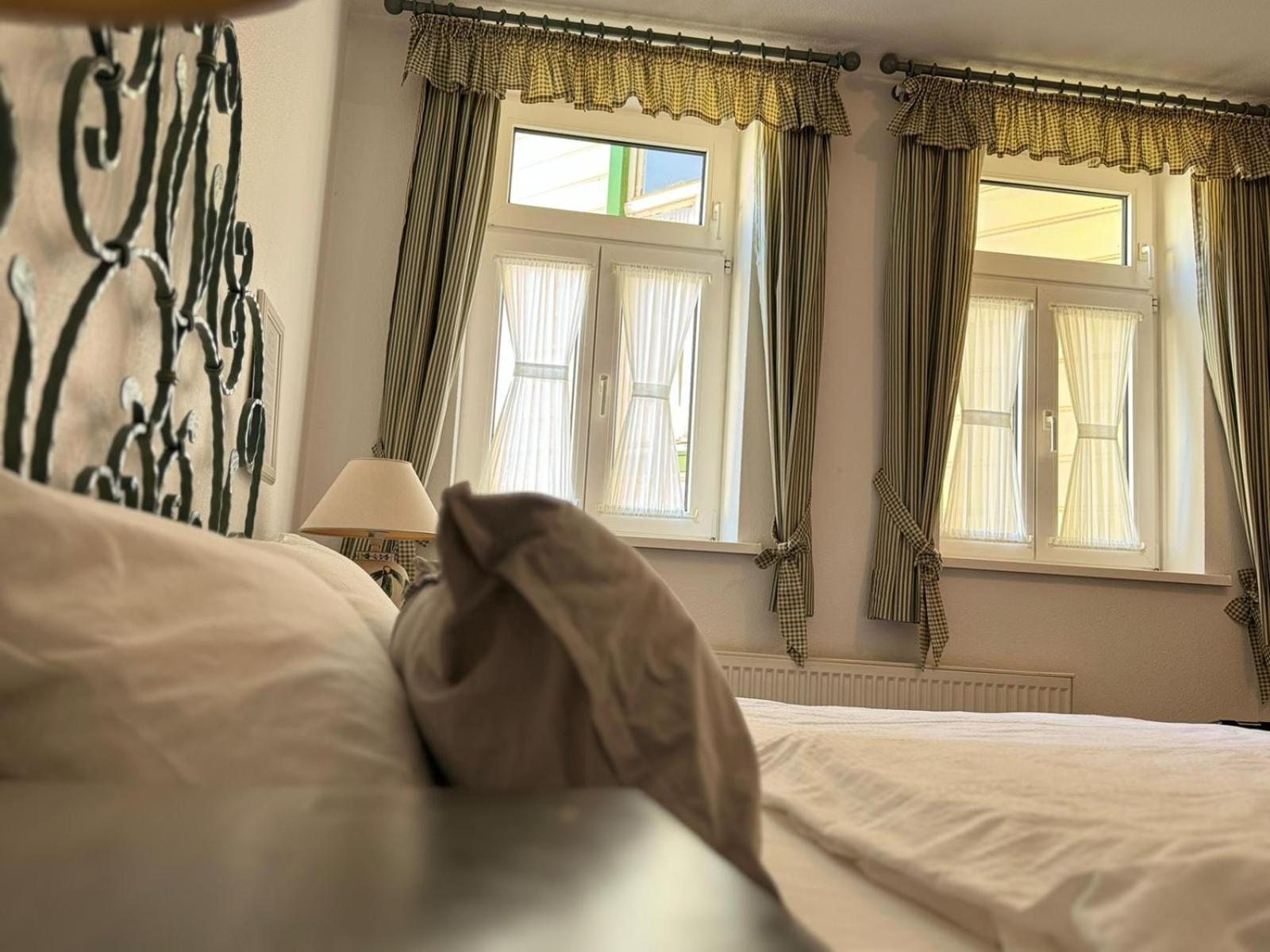 Hotel Garni Zur Post Wernigerode Esterno foto