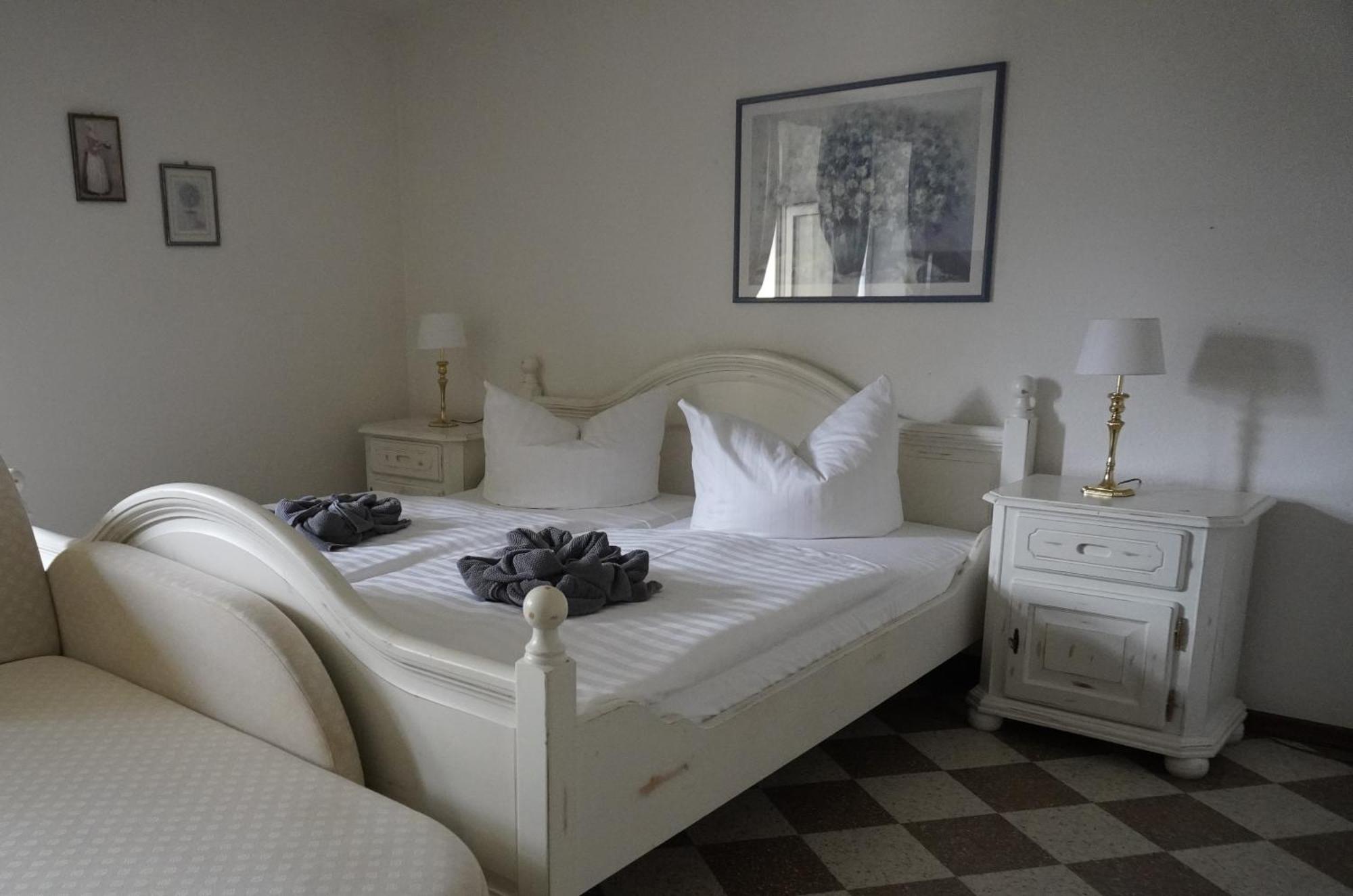 Hotel Garni Zur Post Wernigerode Esterno foto