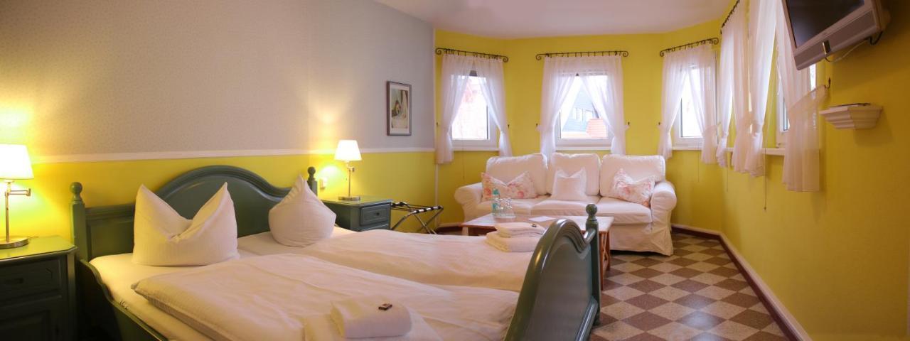 Hotel Garni Zur Post Wernigerode Esterno foto